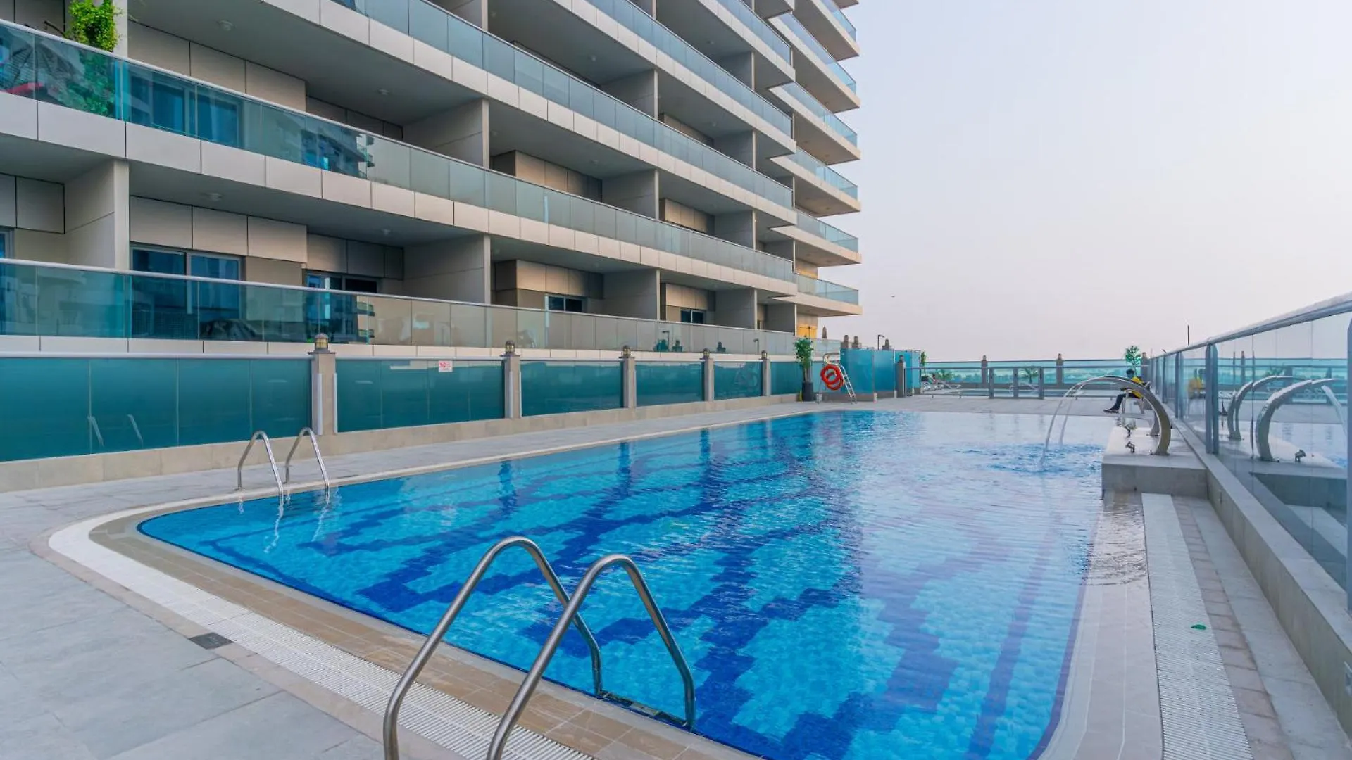 Apartment Group Stay I Near Dubai Mall I Family Friendly